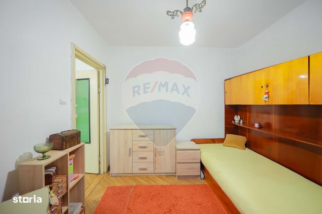Apartament 3 camere de vânzare, Nufarul, Reabilitat, Apă geotermală-3