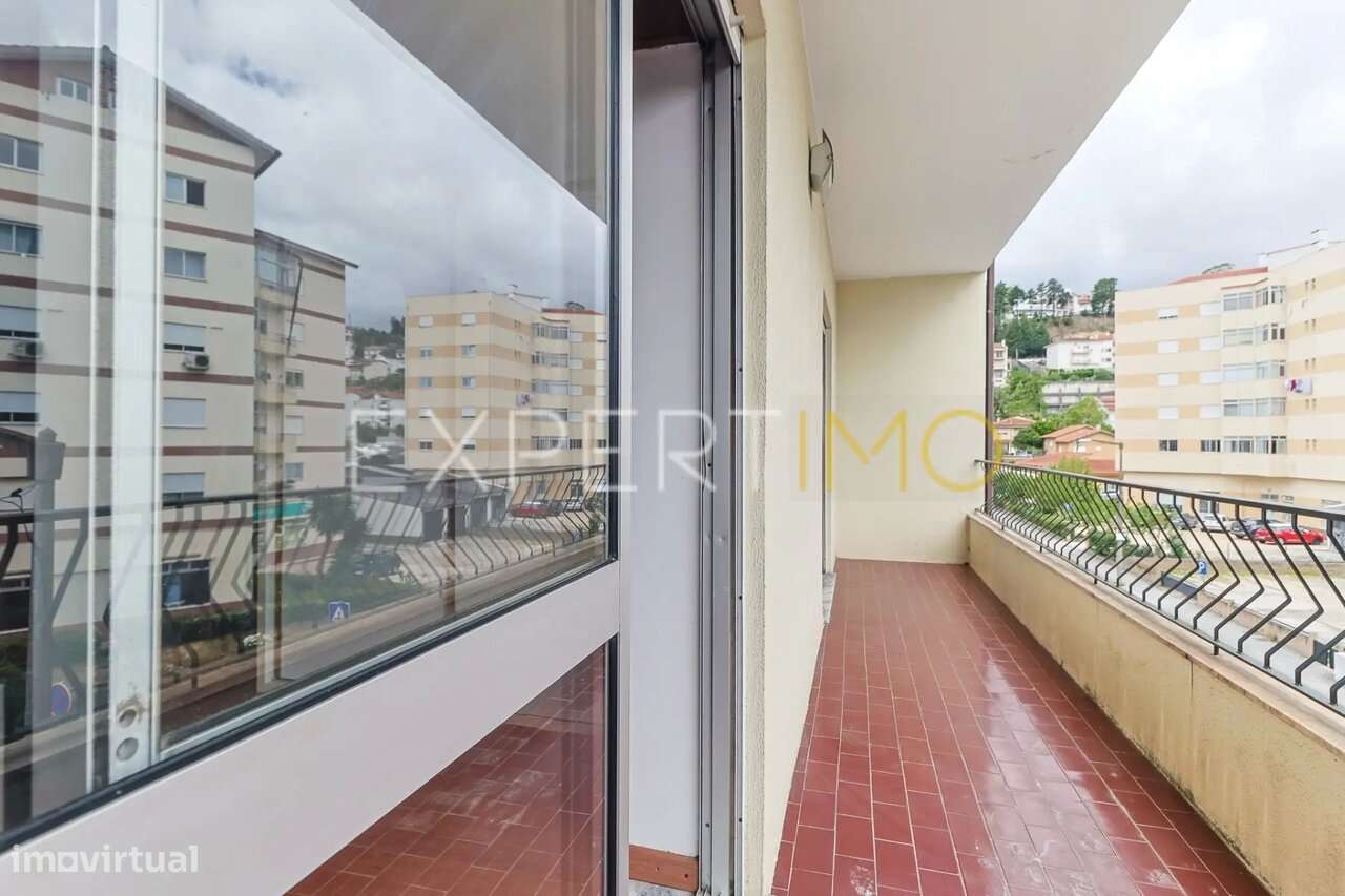 Excelente T2 com varanda e estacionamento em Eiras - Coimbra-11