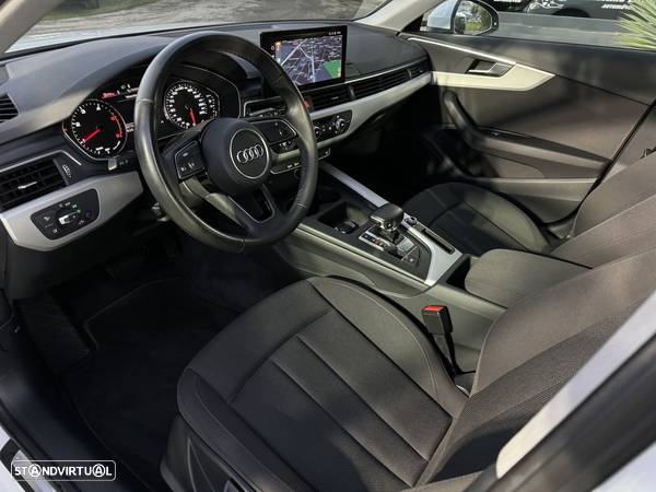 Audi A4 Avant 30 TDI S tronic - 2