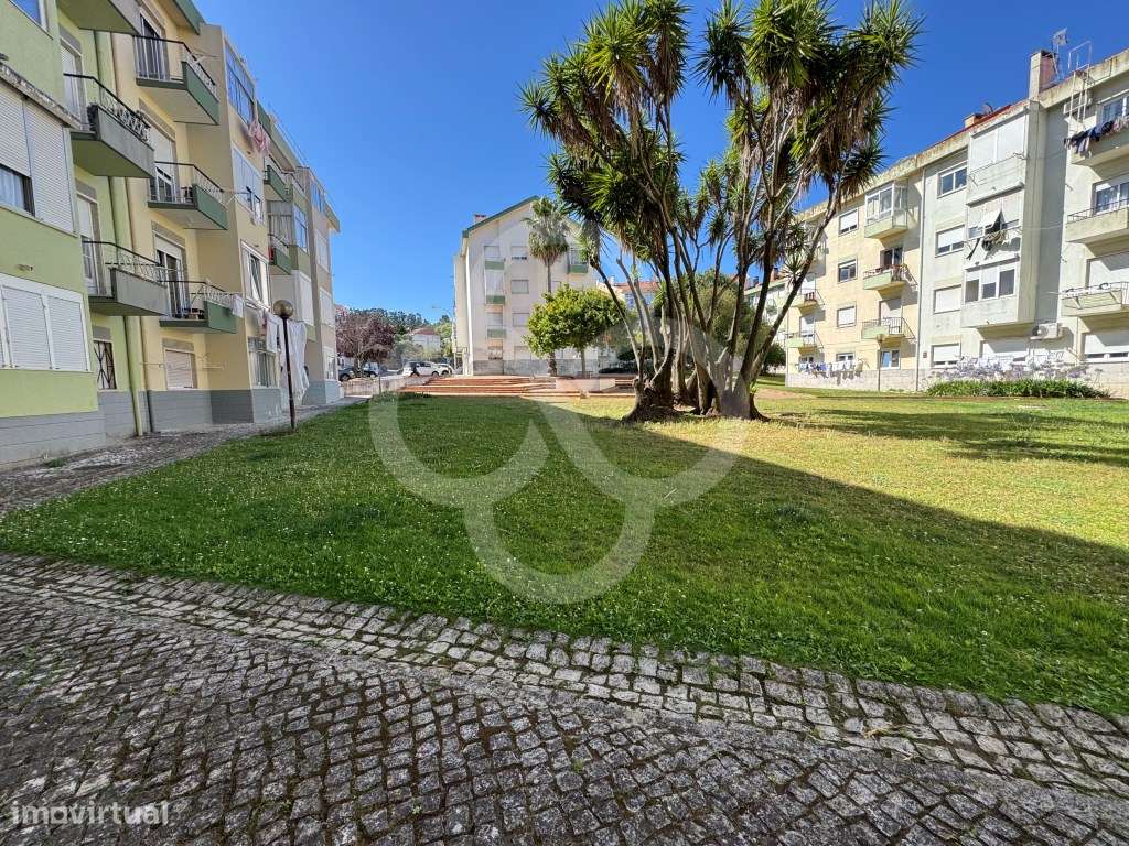 Apartamento T3 em Carnaxide com excelente localização próximo a com...-20