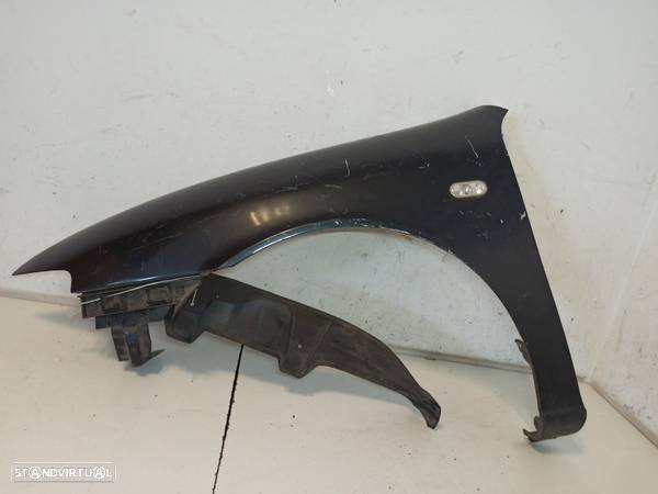 Guarda Lamas Esquerdo Seat Leon (1M1) - 1