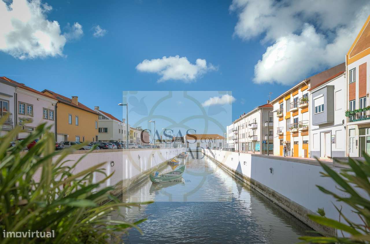 Apartamento T1+1 no Centro de Esgueira-17