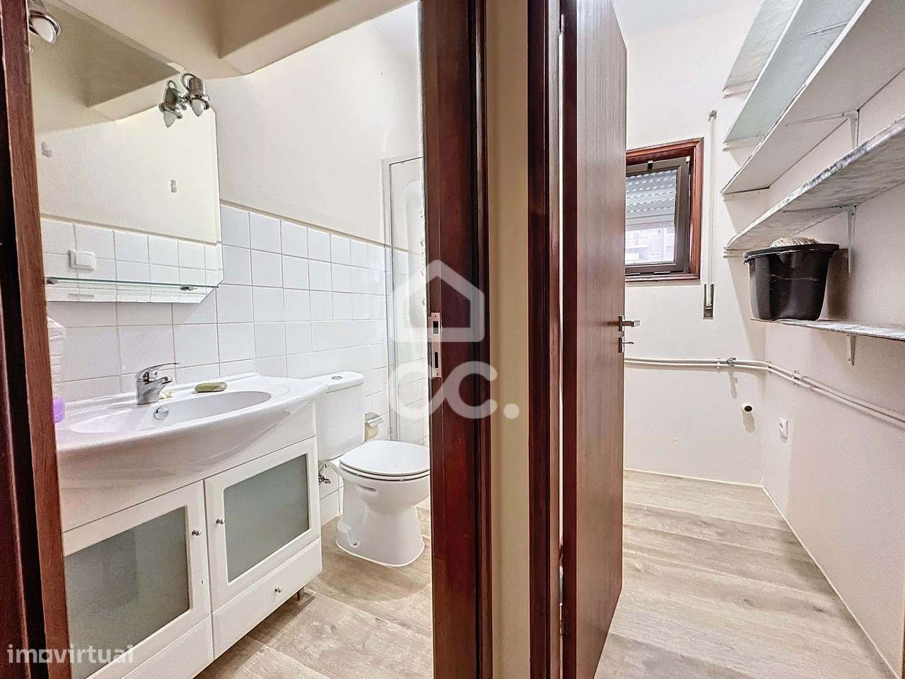 Andar moradia com T3, com sótão e garagem no centro da cidade - Grande imagem: 5/29