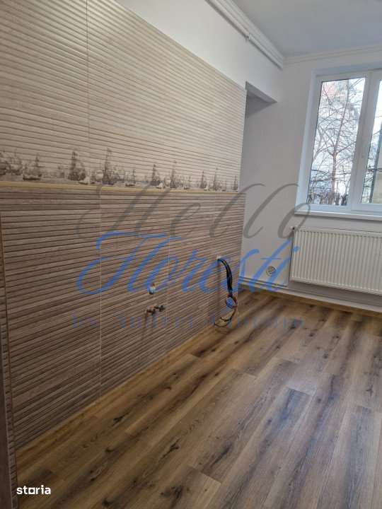 Apartament de 3 camere, semidecomandat, in zona Centru - Imagine principală: 3/18
