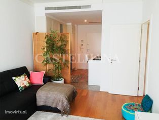 Apartamento T1, mobilado, na Avenida ...