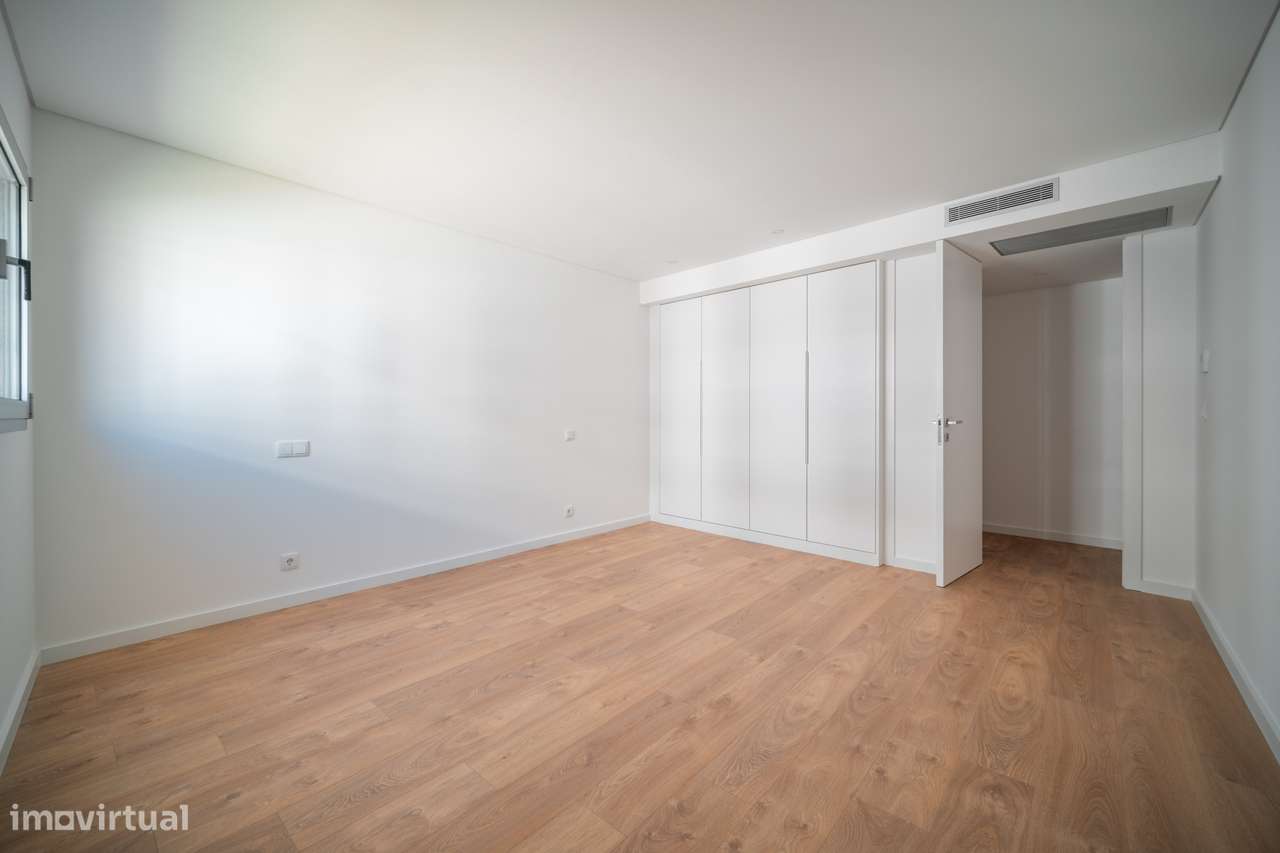 Apartamento T3 no edifício Amorosa Residence-7