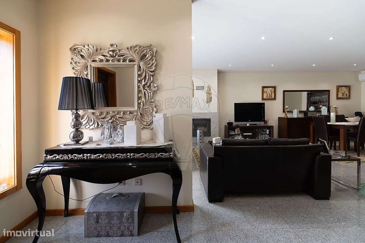 Moradia T3 para venda-4