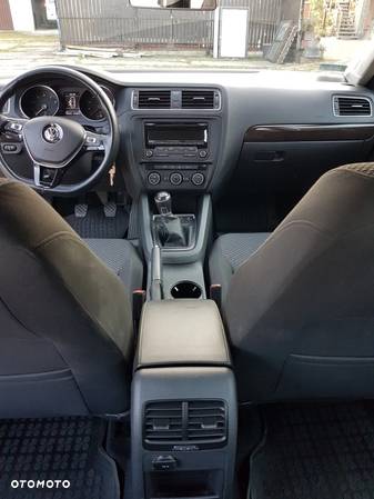 Volkswagen Jetta 1.2 TSI BMT Comfortline - 8
