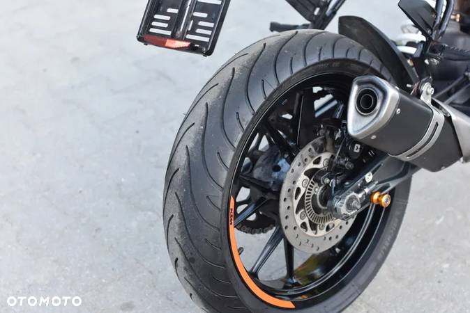 KTM Duke - 15