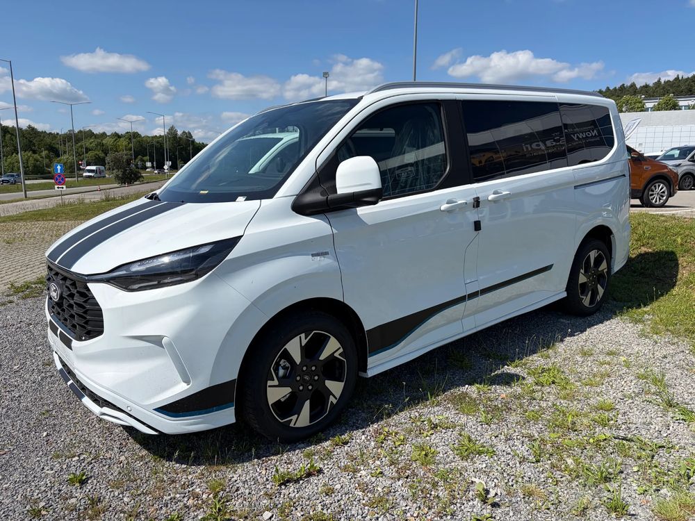Ford Tourneo Custom 2026