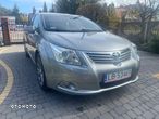 Toyota Avensis - 1