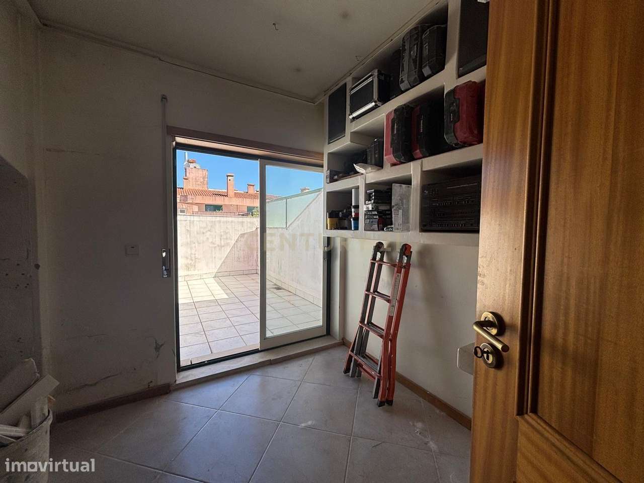 Apartamento T3 + Sótão | Entroncamento-23