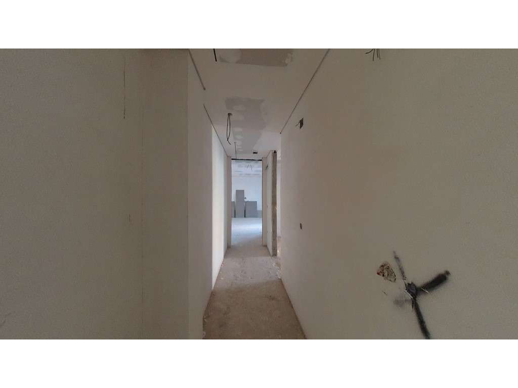 Apartamento T5 no Barreiro com Vista Rio-31