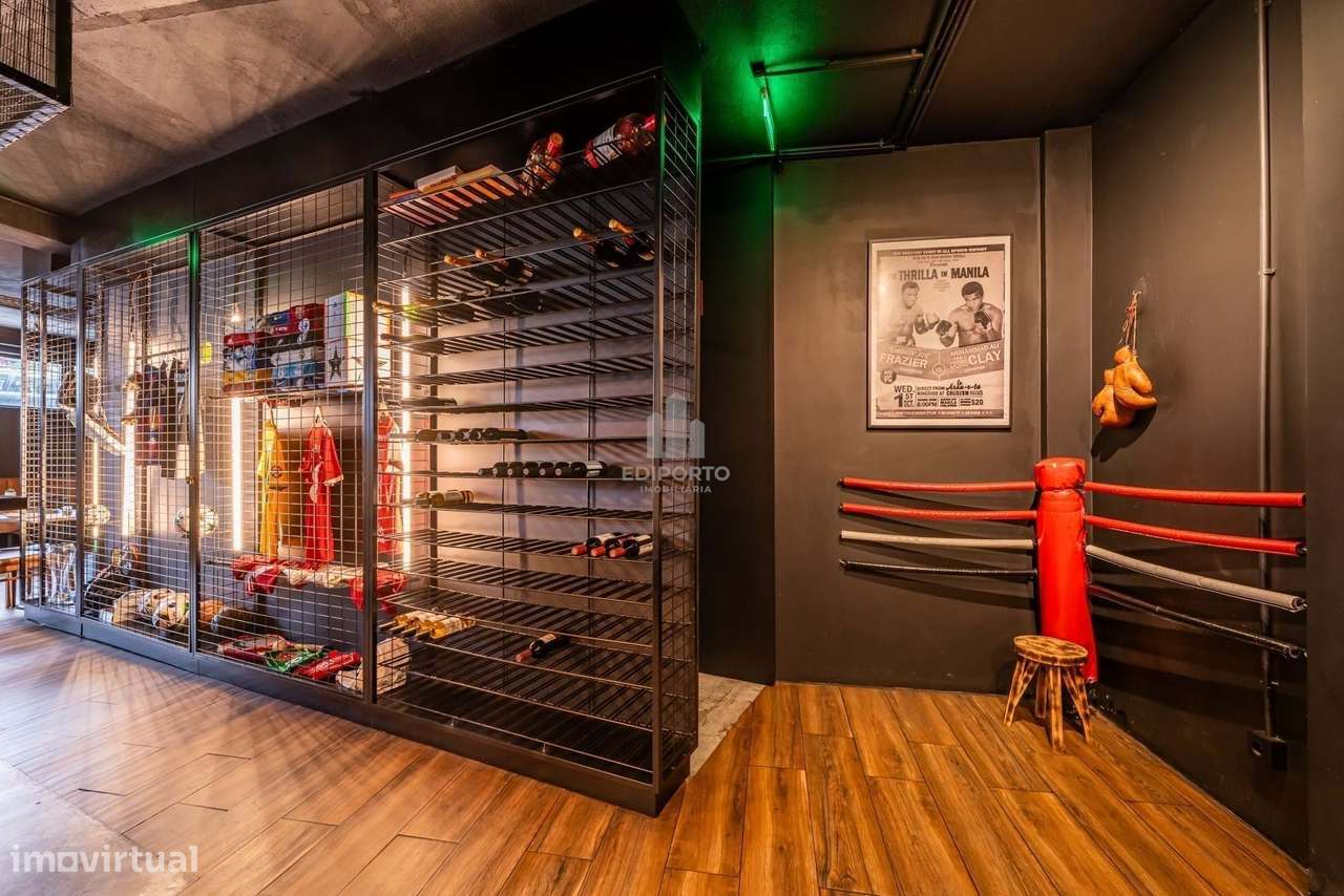Restaurante /Bar para venda com 90 lugares sentados ao Gaia Shopping (-16
