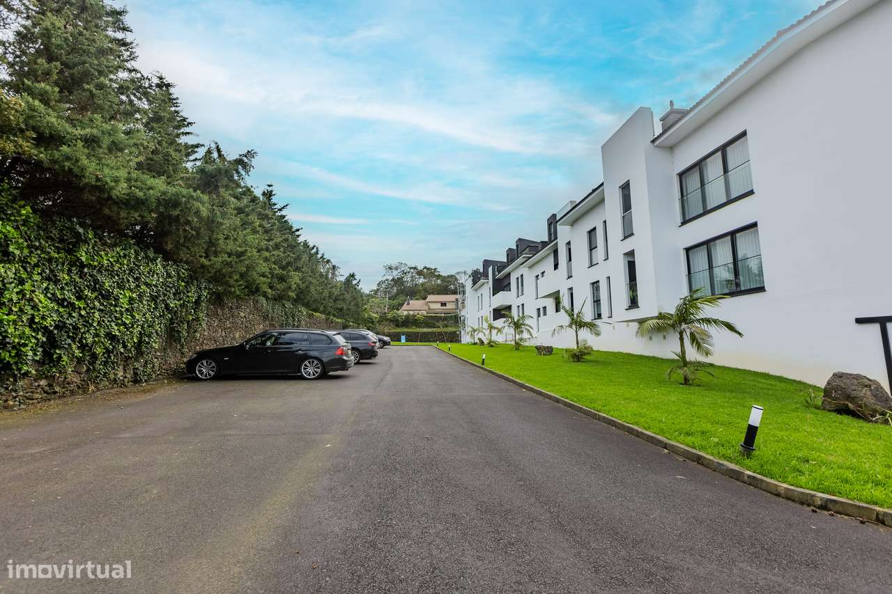 Apartamento Duplex T3 - São Vicente Ferreira.-8