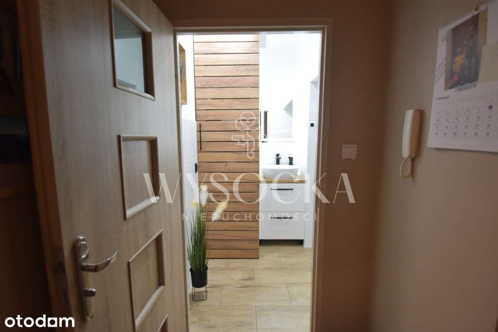 3 pok. z dużym tarasem, do zamieszkania.-13