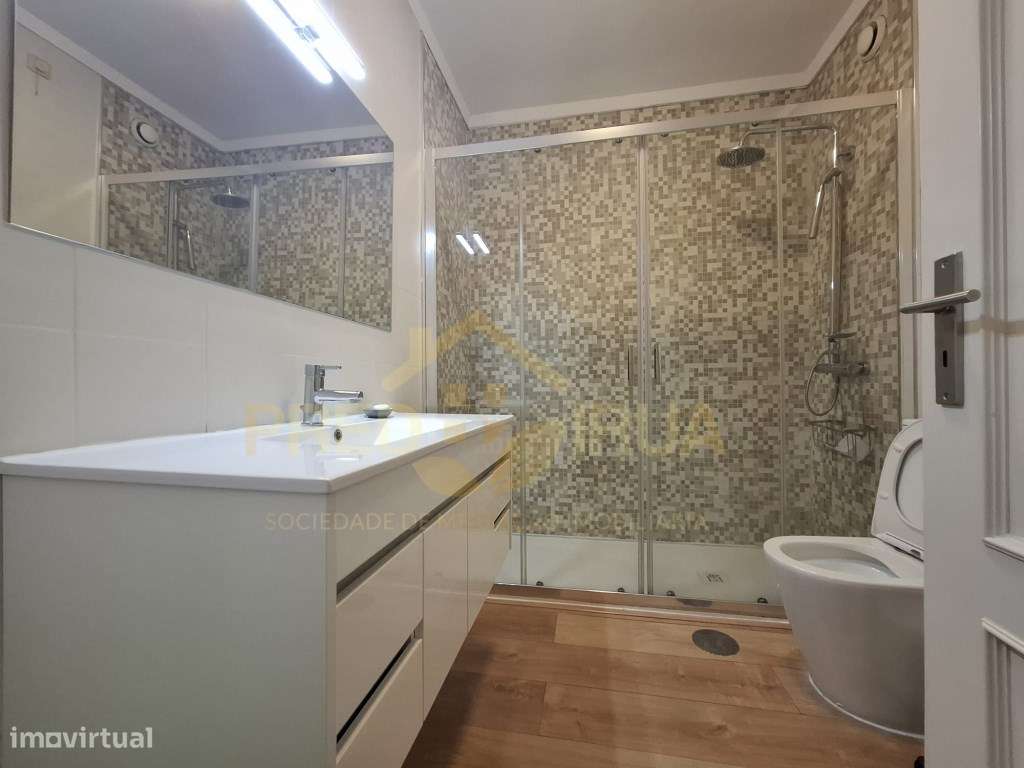 Apartamento T2 pronto habitar no centro de Vila Nova de Gaia. - Grande imagem: 5/21
