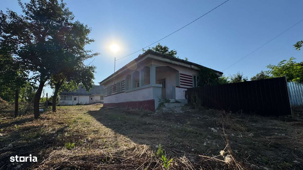 Casă in Siretu -Saucesti -700 mp teren-0