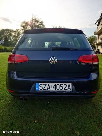 Volkswagen Golf 2.0 TDI SCR Comfortline - 12