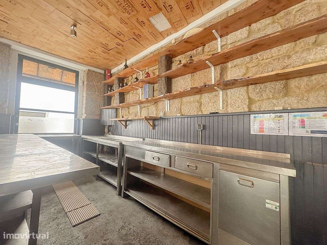 Outros - Comercial  para arrendamento - Grande imagem: 3/9