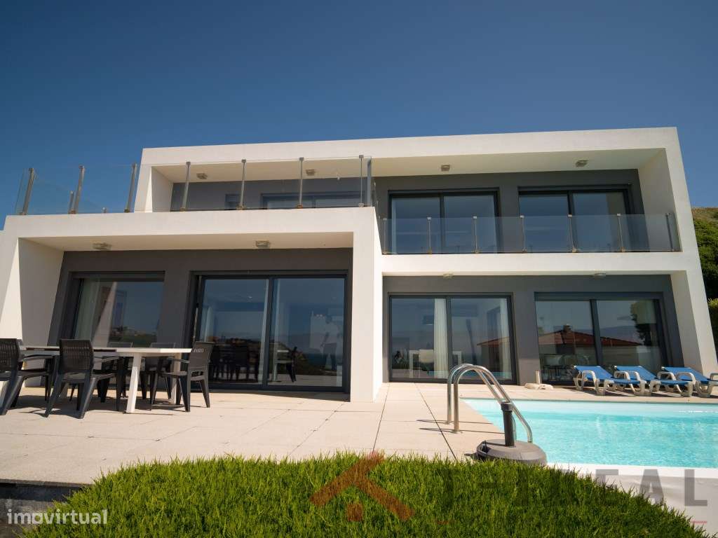 Moradia T4 com Vista de Mar-26