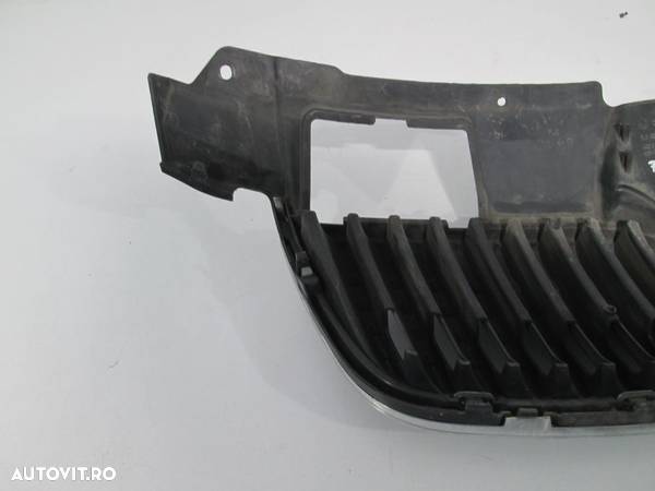 Grila radiator Skoda Fabia 2 An 2007 2008 2009 2010 cod 5J0853668A - 2