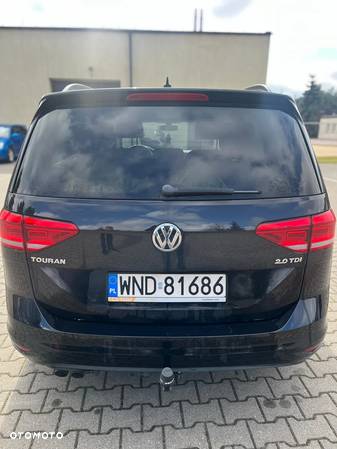 Volkswagen Touran 2.0 TDI BMT Comfortline - 3