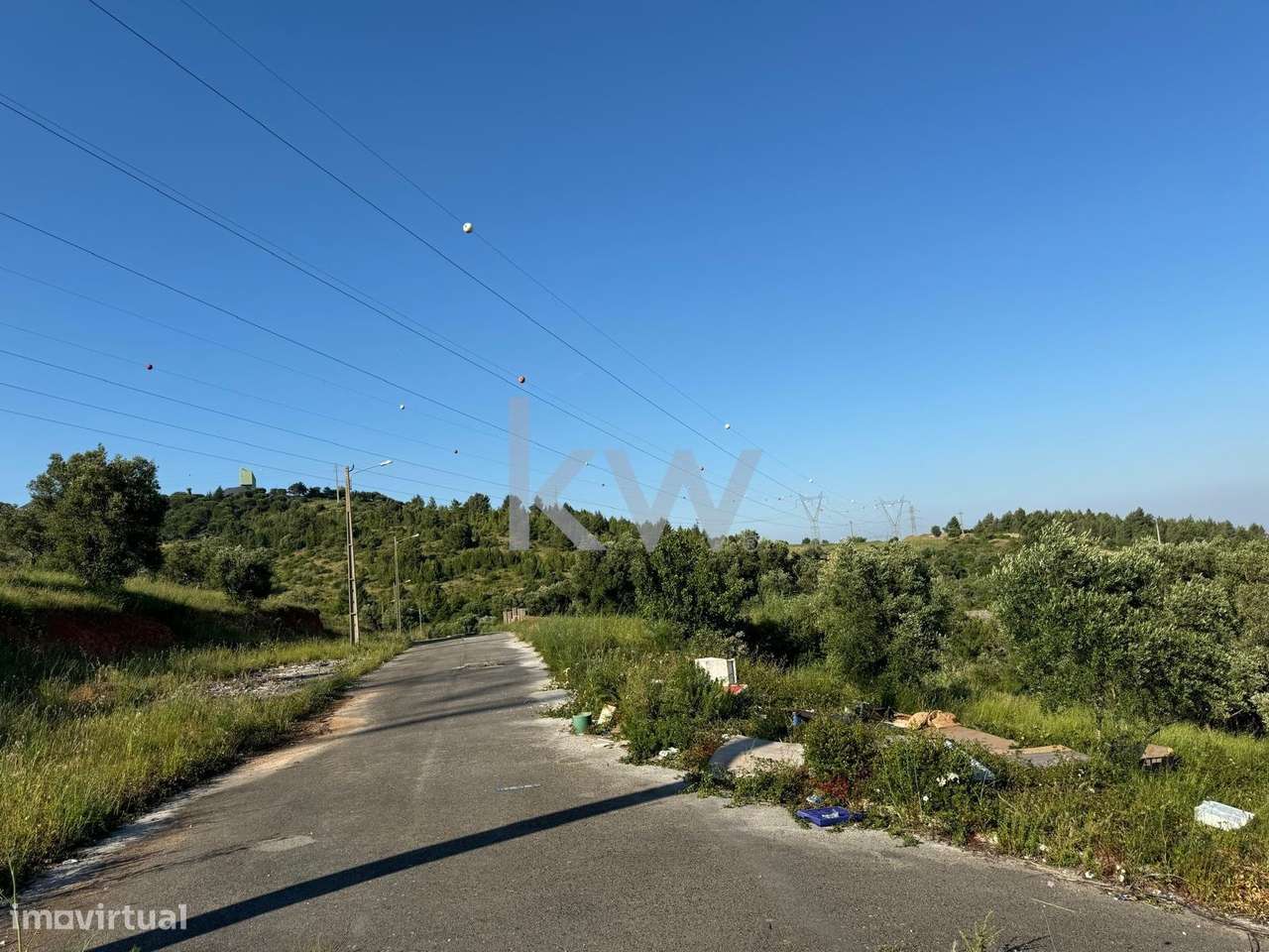 Lote de terreno urbano para construção de moradia em Cerrados de Baixo - Grande imagem: 2/13