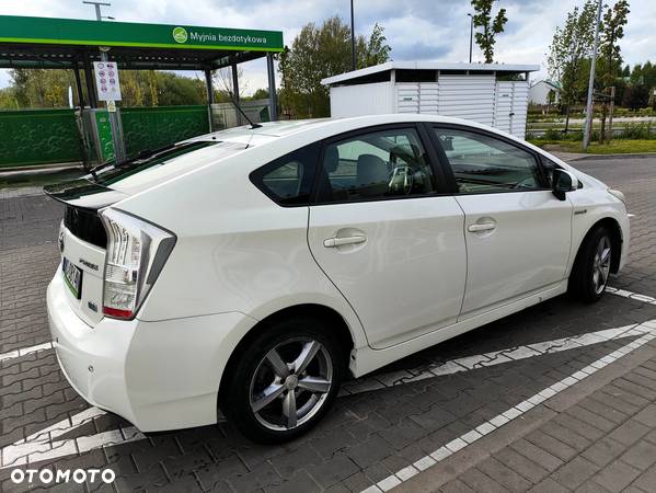 Toyota Prius 1.8 HSD Active - 6