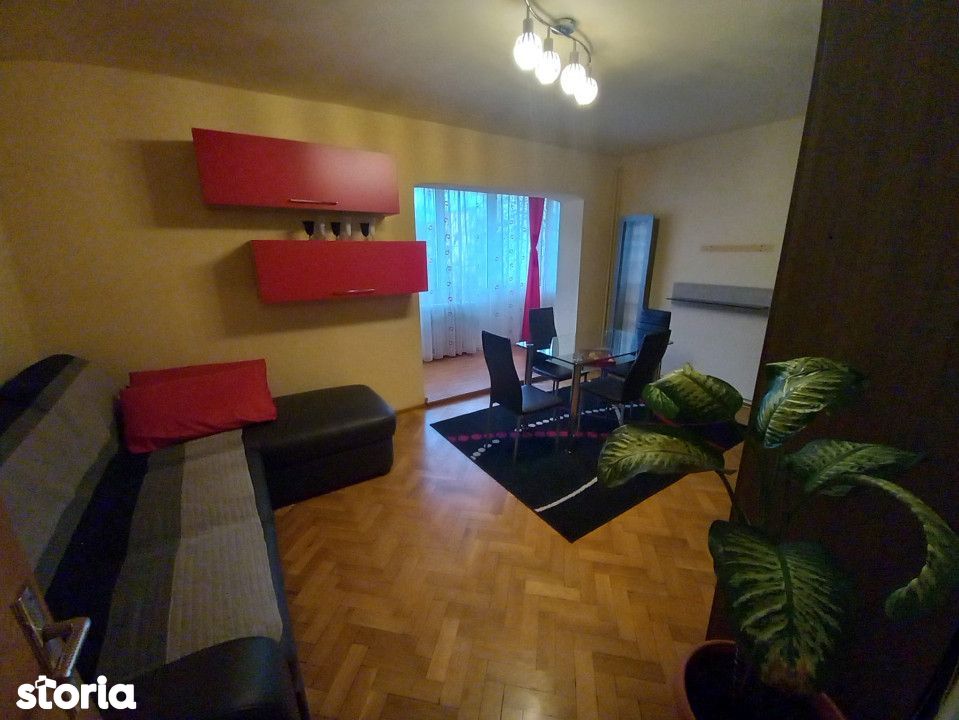 Inchrirez Apartament 3 Camere, Zona Kaufland Strada Bucuresti, Cluj-Na