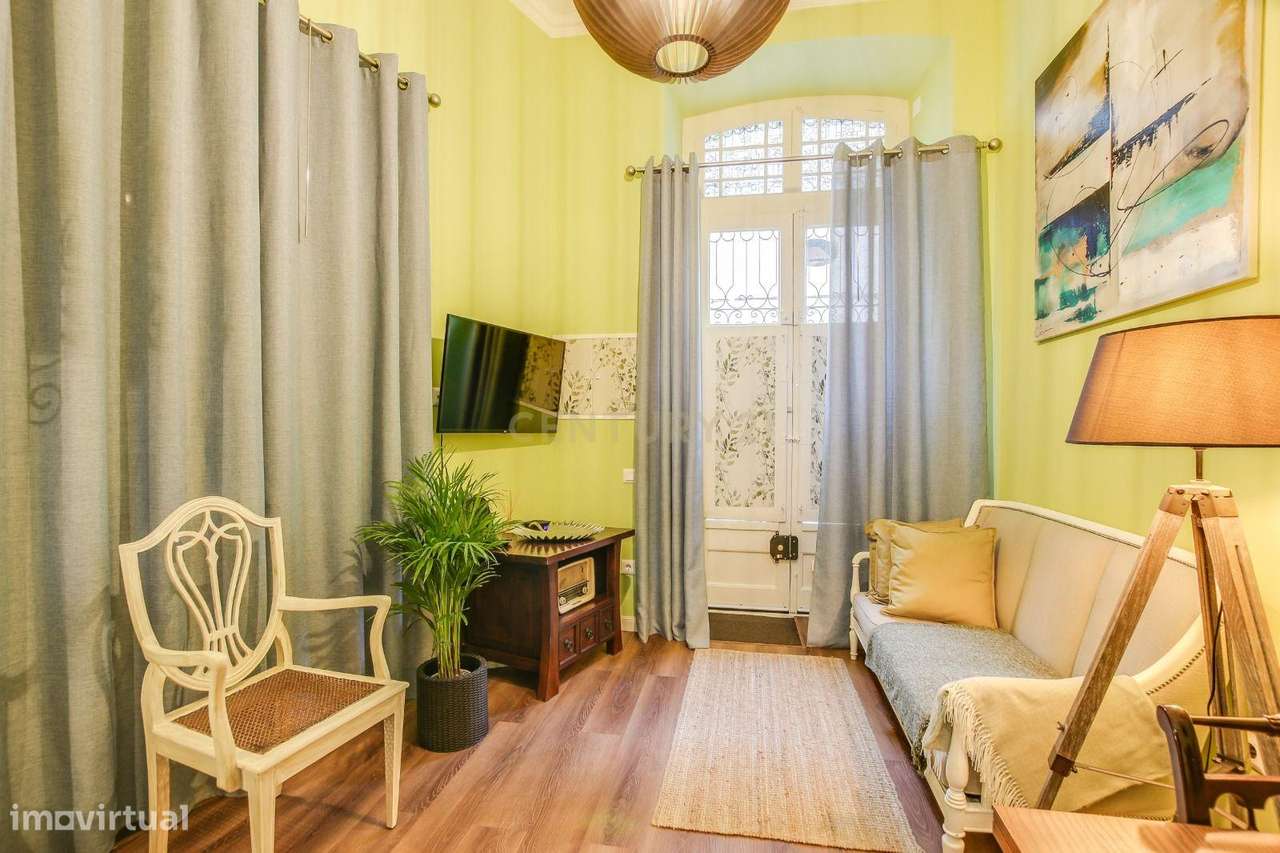 Apartamento T3 para arrendamento em Arroios - Grande imagem: 4/26