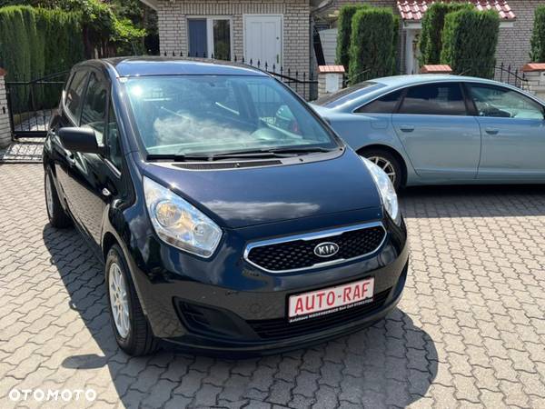 Kia Venga - 24