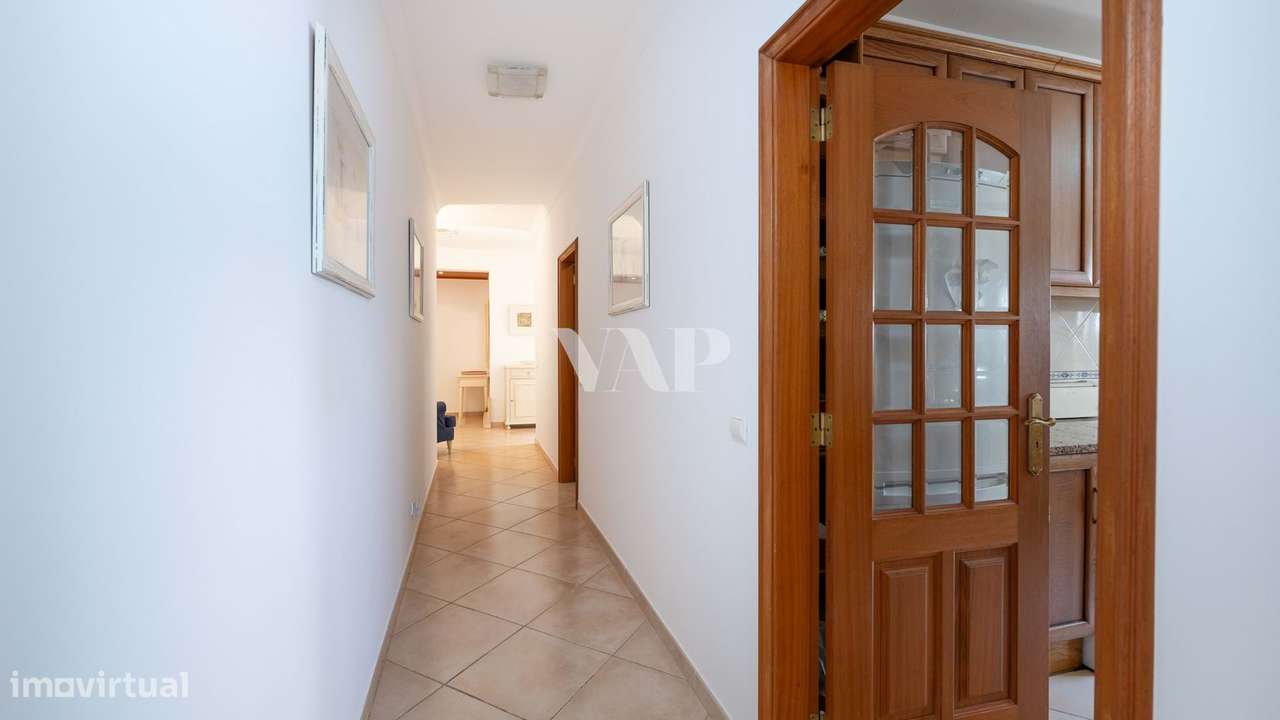 Apartamento T3 com Vista Mar na Quinta do Romão, Quarteira-16