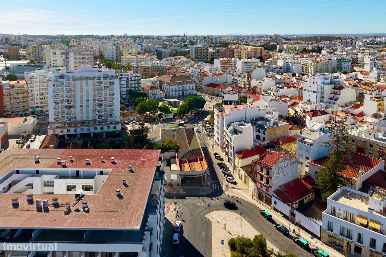 Viva o Encanto da Cidade Antiga - Apartamento com Tetos Altos e Muito-54