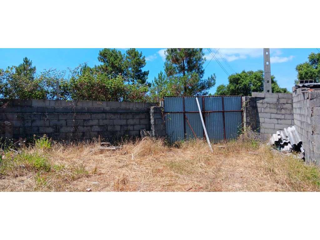 Vários Anexos para Recuperação com Terreno Venda Nova, Envendos-19