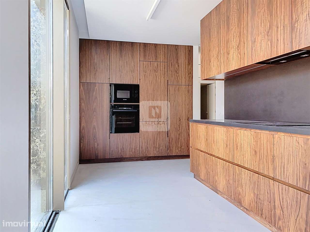 Apartamento T3 na Foz do Douro com Varanda | Nevogilde, Porto-4