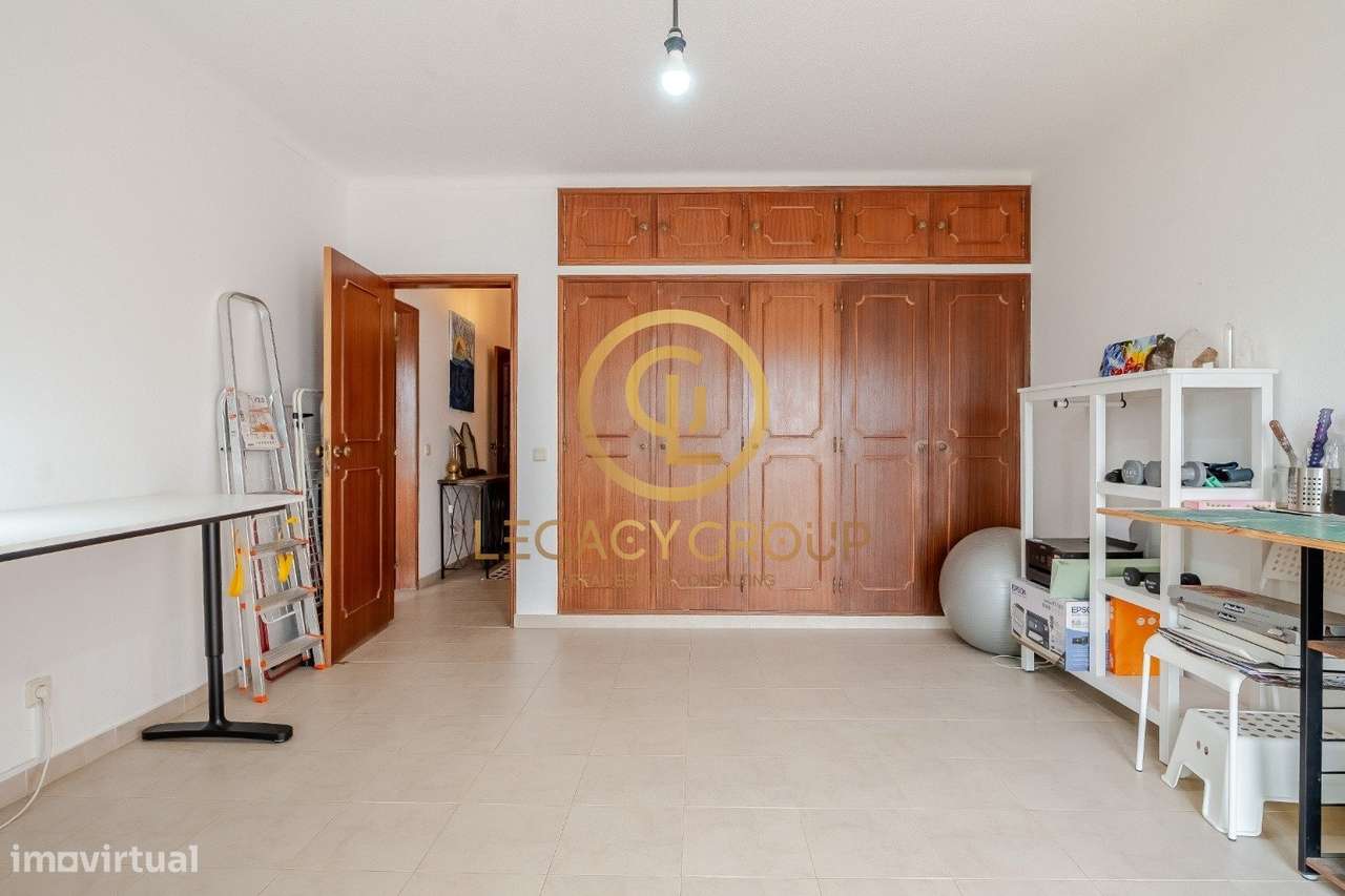 Apartamento T2 Com Piscina e estacionamento em Armação de Pera-24