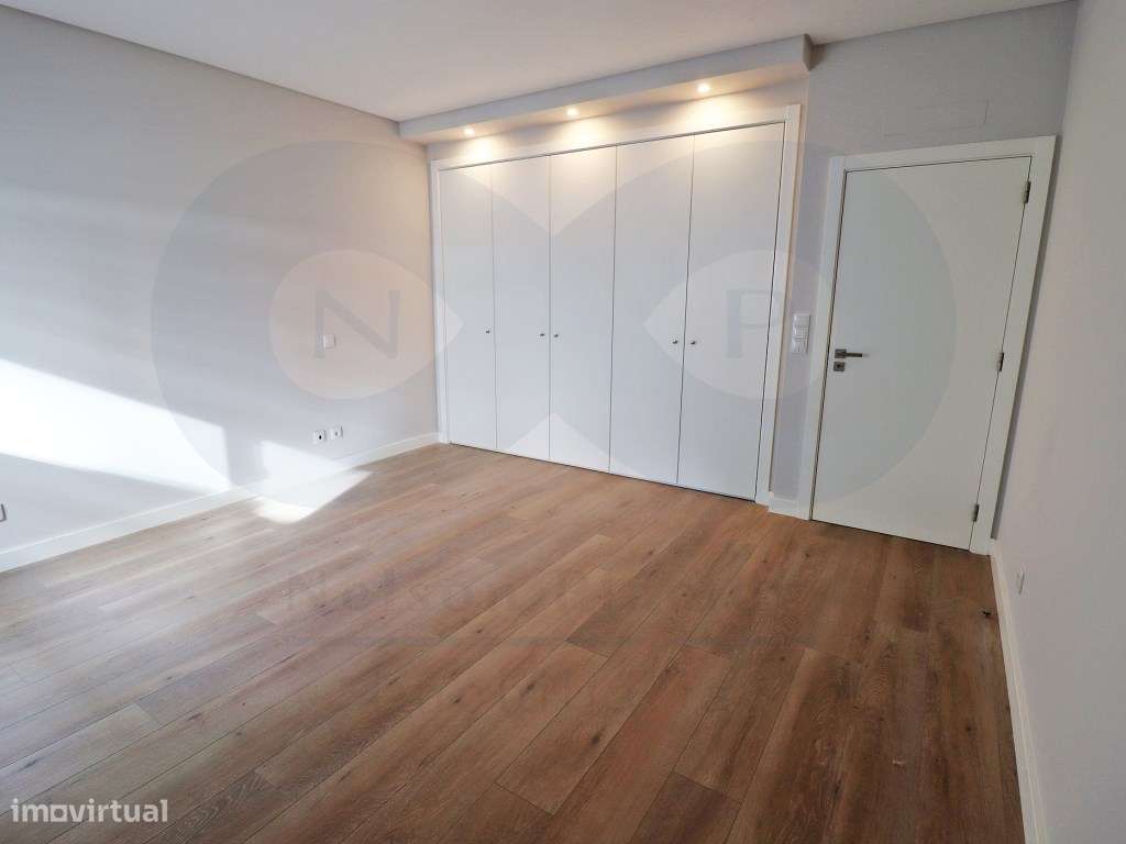 T4 CONSTRUÇÃO NOVA com terraço e garagem em Colinas do Cruzeiro - O...-43