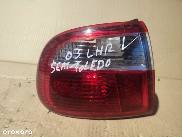 LAMPA TYLNA TYŁ LEWA SEAT TOLEDO II  1M59450958 - 1