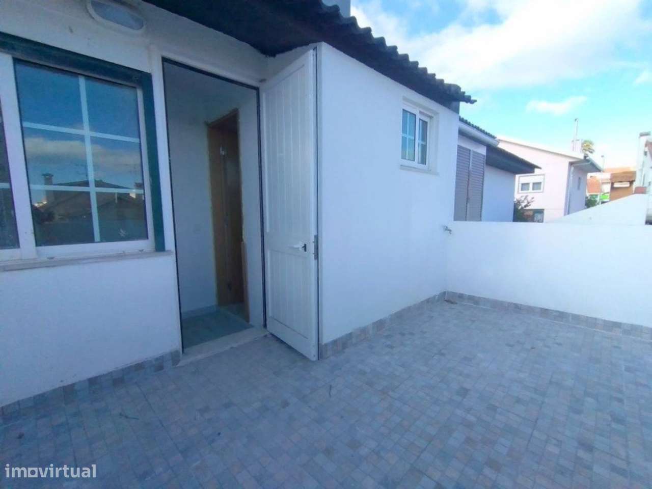 Moradia T4 remodelada na Parede, Cascais-18