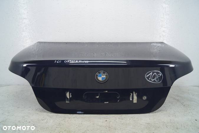 KLAPA TYŁ BMW E60 CARBON SCHWARZ - 1