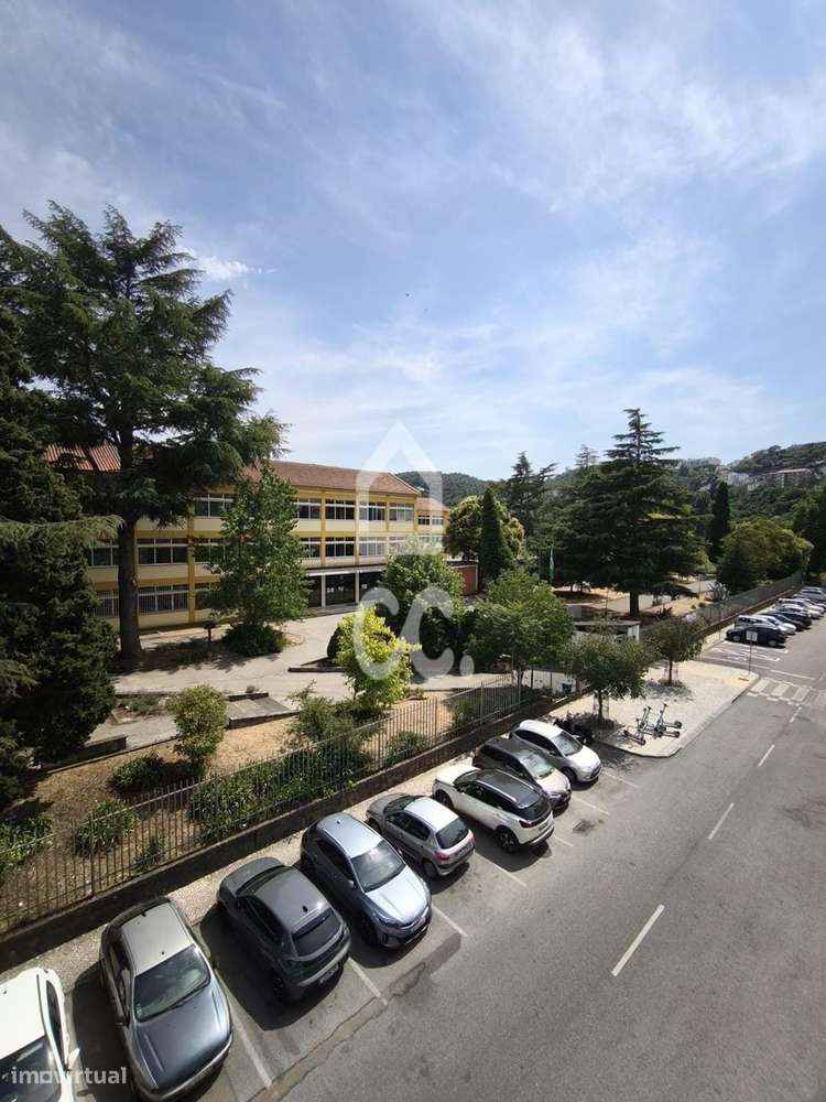 Apartamento T1 em Santa Clara