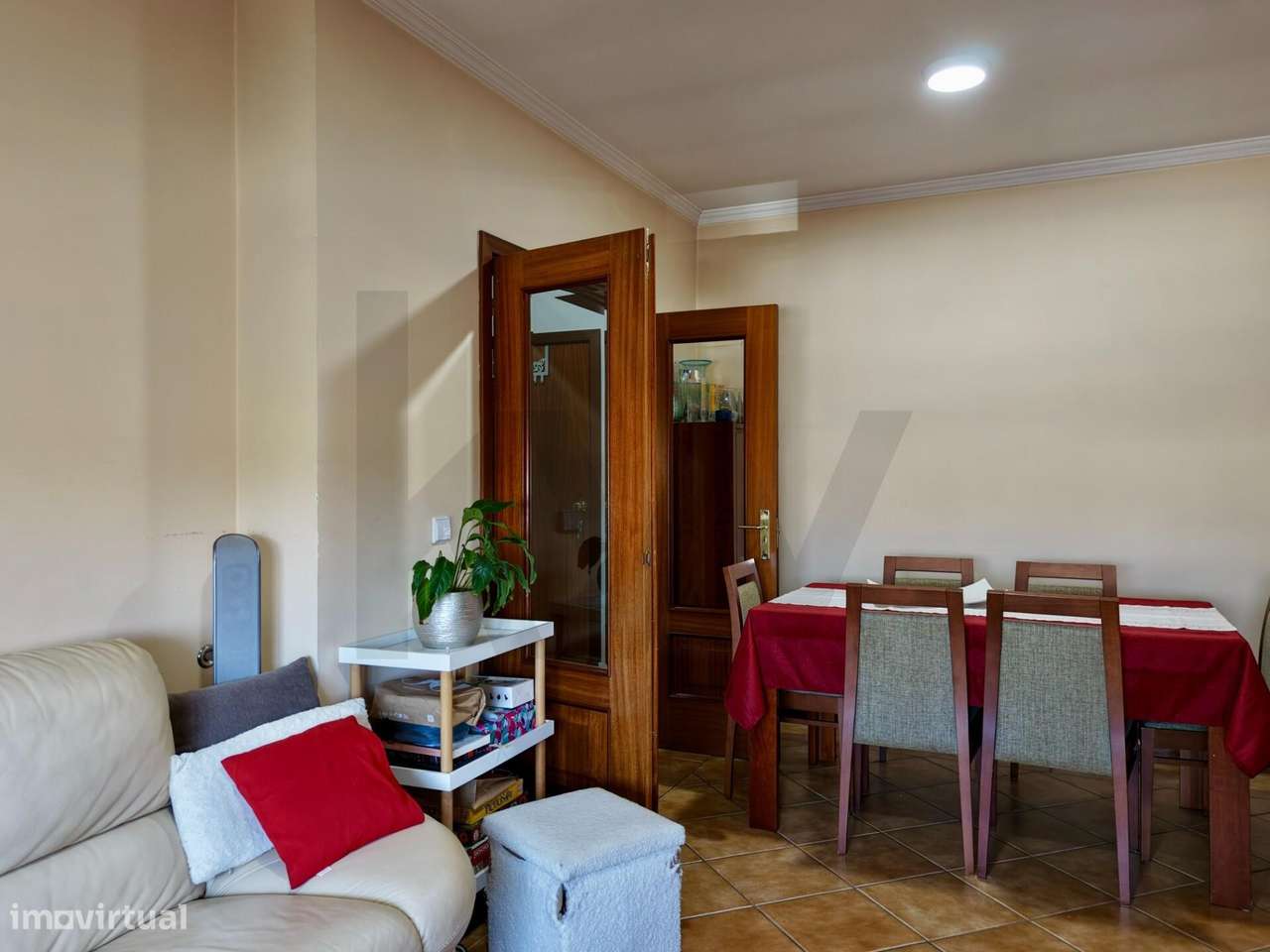 Apartamento T2 +2 Duplex em Aradas - Bonsucesso, com terraço, quintal-13