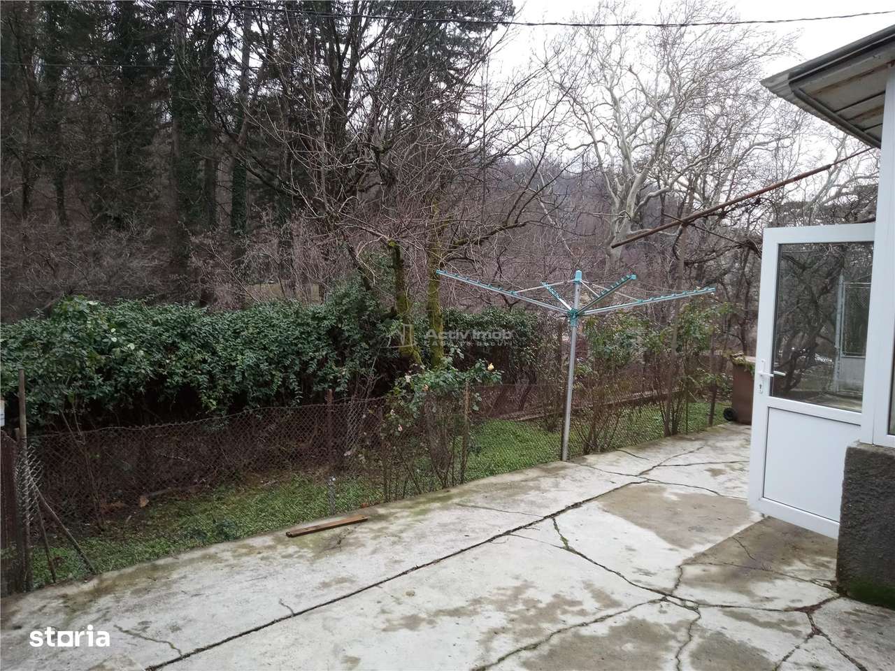 Oravita, Casa de Vacanta, PRET FIX, Zona Lacul Mare - Imagine principală: 2/20