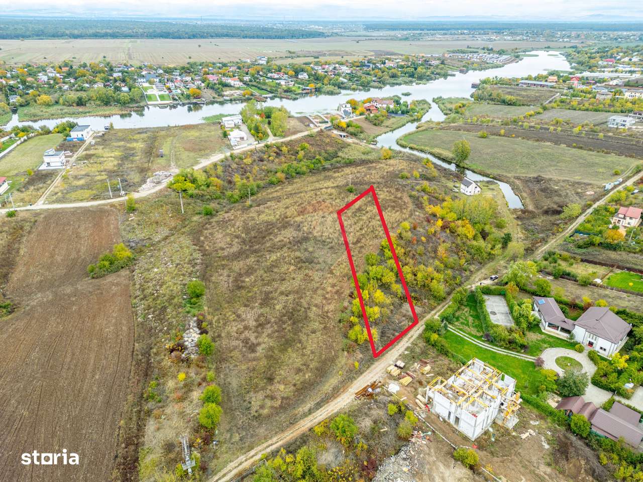 Teren 3000 mp în Snagov – zonă in dezvoltare, aproape de pădure - Imagine principală: 4/13