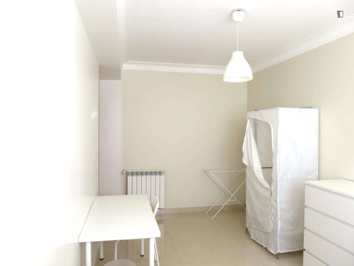 Quarto - localizado em Olaias Lisbon - Grande imagem: 3/5