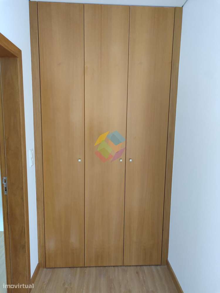 Magnífica Moradia T3 +1 em Stª. Maria da Feira-13