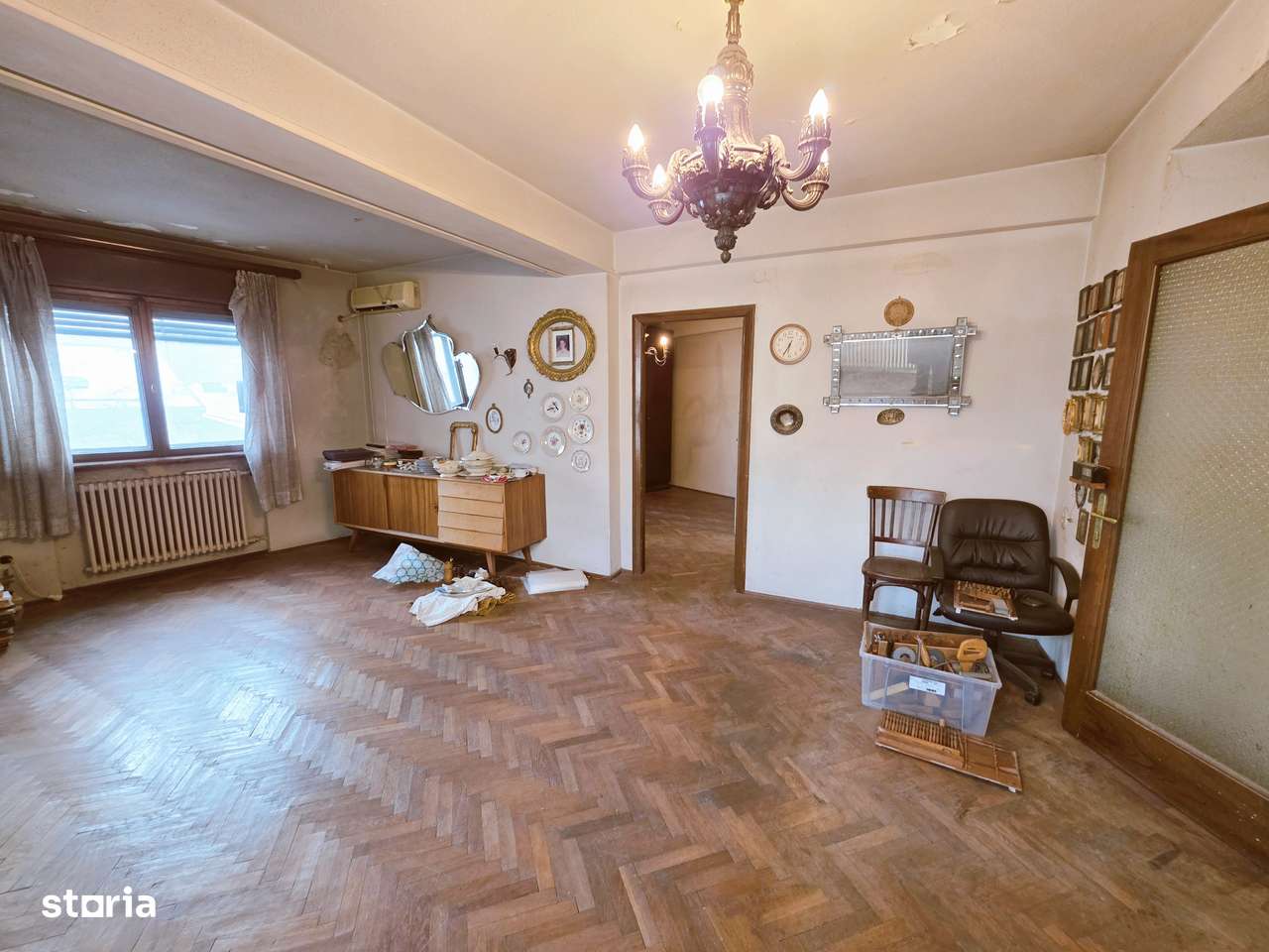 Caderea Bastiliei, apt. 2 camere, etaj 1, balcon,50mp, pe lista de U 3-15