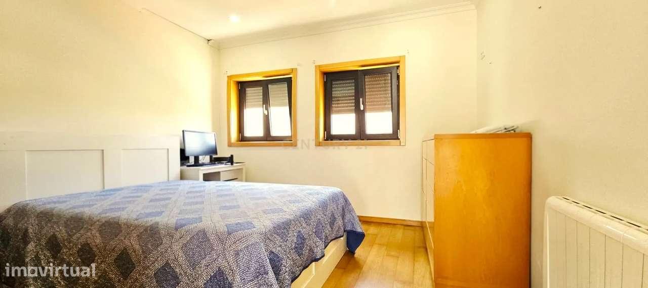 Moderna Moradia T4 com Piscina em Aldreu, Barcelos-25