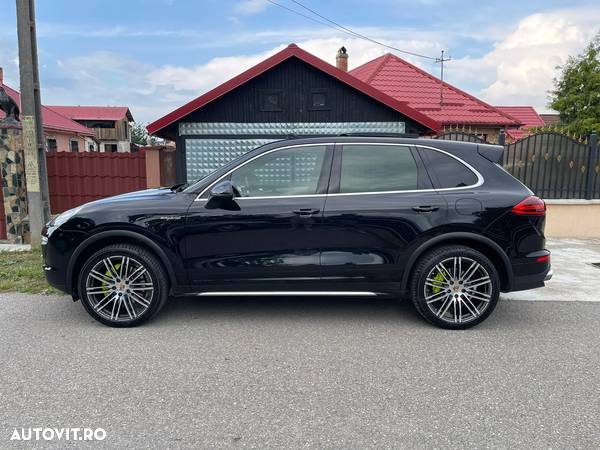 Porsche Cayenne E-Hybrid Tiptronic S Platinum Edition - 20